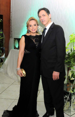 La boda de Juan Carlos Canahuati y Natalie Pagels