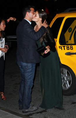 Katie Holmes reconstruye su vida