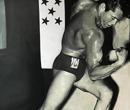 Sin recurrir jamás a la publicidad, Carlos Hernández López se convirtió en el pionero del fitness en los años 70 en Tegucigalpa. Ya para la década de los 80, todos hacían fila para entrar a su gimnasio.