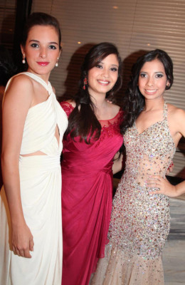 Del Campo International School grad