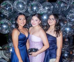 La generación 2026 de la Santa María del Valle se reunió para celebrar su primera actividad social, la <b>Seniors Soirée</b>, organizada por el comité de padres de familia, quienes con mucho entusiasmo cuidaron cada detalle del encuentro. Valeria Acosta, Isabella Zerón y María Isabel Pérez