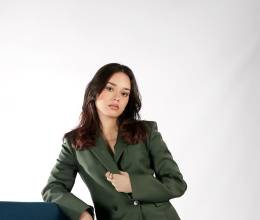 Andrea Rosales, próxima a graduarse en la carrera de Diseño de Modas de Unitec, presenta su colección Reflejos del Océano en la X edición de las pasarelas de BAC Estilo Moda