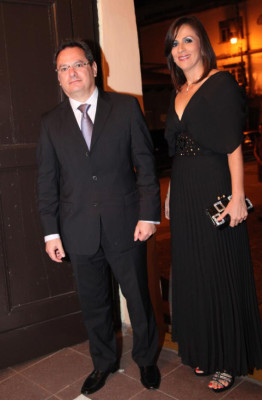 La boda de René Serrano y Elisa García