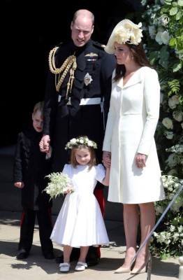 Los Duques de Cambridge junto a sus hijos el Príncipe George y la Princesa Charlotte.