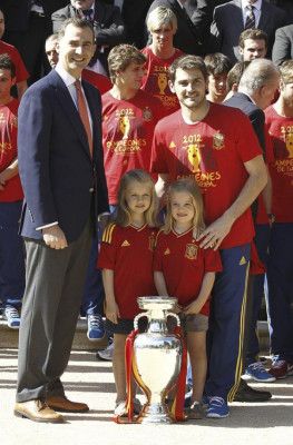 Las infantas celebran el gane de España