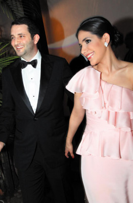 La boda de René Serrano y Elisa García