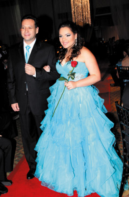 La prom de la Escuela Americana