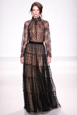 Tadashi Shoji