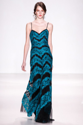 Tadashi Shoji