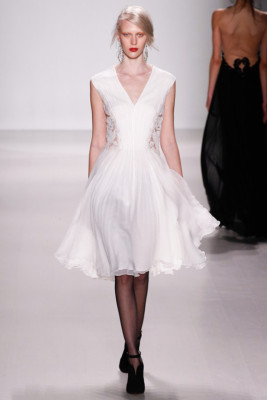 Tadashi Shoji