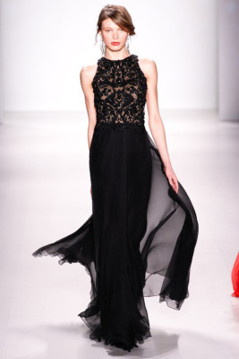 Tadashi Shoji