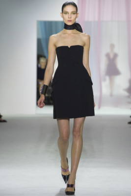 Raf Simons redescubre a Dior