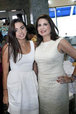 Cumpleaños de Maruca Reyes Noyola!