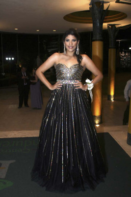 Grad night de la Academia Americana