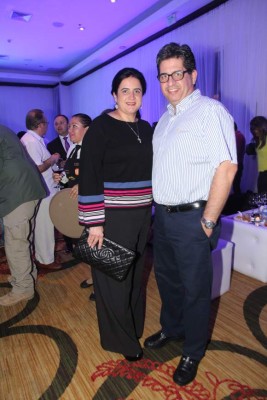 Noche de cóctel en el hotel Real Intercontinental