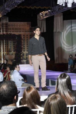 Desfile de modas de la EIS