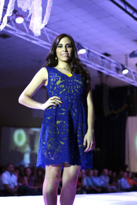 Desfile de modas de la EIS