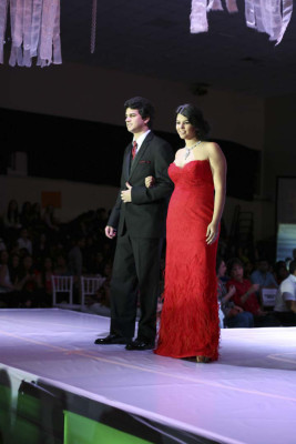 Desfile de modas de la EIS