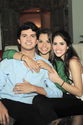 Happy birthday Valeria Hawit
