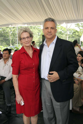 Maggi Williams y Michael Nasser.