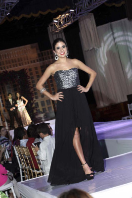 Desfile de modas de la EIS