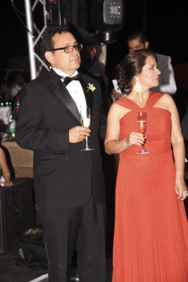 La boda de Neto Lázarus y Elisa Welchez