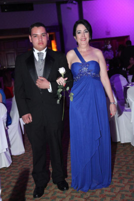 Del Campo International School grad