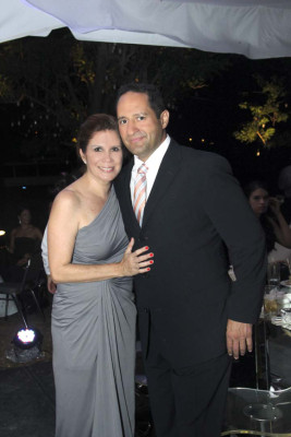 La boda de Neto Lázarus y Elisa Welchez
