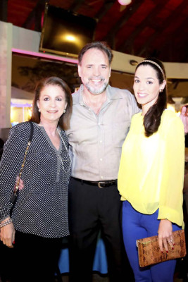 Fiesta para Natalie Pagels y Tavi Canahuati