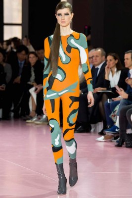 Dior y su apuesta psicodélica en París