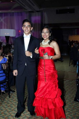 Prom de la Escuela Americana 2014