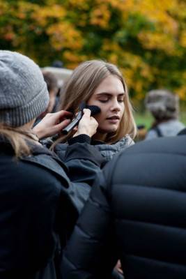 Cara Delevingne protagoniza nueva campaña