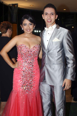 Grad night de la Academia Americana