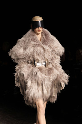 Extravagante Alexander McQueen