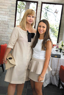 La primera comunión de Gaby Abudoj