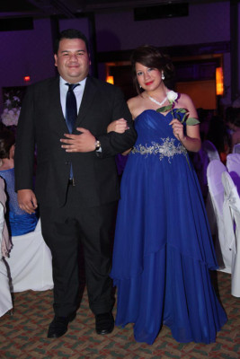 Del Campo International School grad