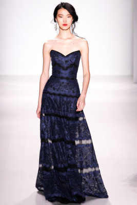 Tadashi Shoji