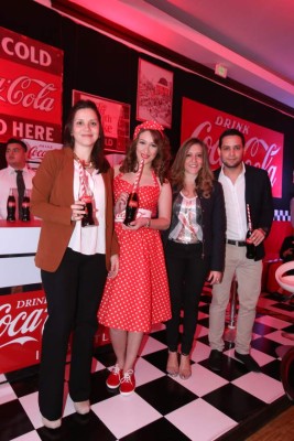 ¡Coca Cola celebra 100 años!