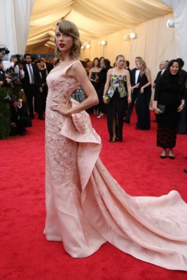 Met Gala 2014 red carpet