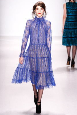 Tadashi Shoji