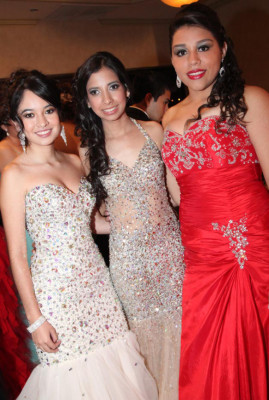 Del Campo International School grad