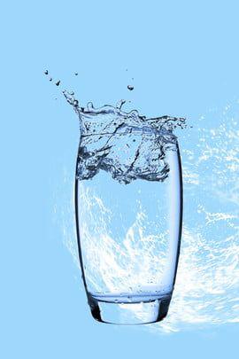Beber seis vasos de agua fría al día puede acelerar tu metabolismo al quemar 50 calorías adicionales al día. 