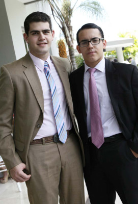 Senior breakfast de la Escuela Americana