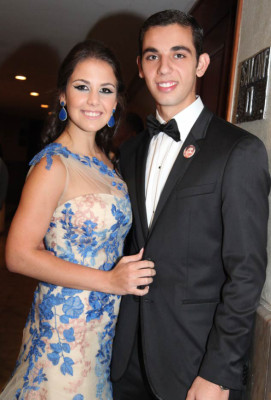 La prom de la Escuela Americana