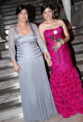 Del Campo International School grad