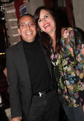 Noche de fiesta en Rojo