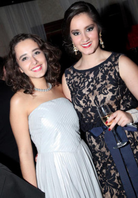 La prom de la Escuela Americana