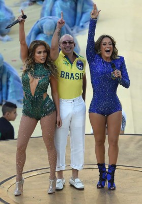 J-Lo y Pitbull abren Brasil 2014  