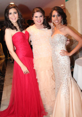 Del Campo International School grad