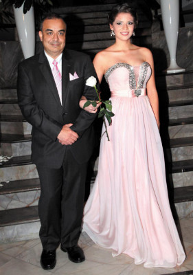 Del Campo International School grad